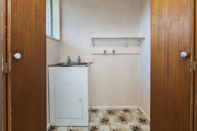 Photo of property in 2/8 Sylvan Street, Hillmorton, Christchurch, 8024