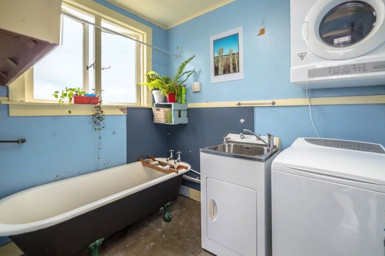 Photo of property in 343 Waihakeke Road, Waihakeke, Carterton, 5792