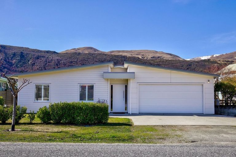 Photo of property in 17 Thomson Street, Arrowtown, 9302