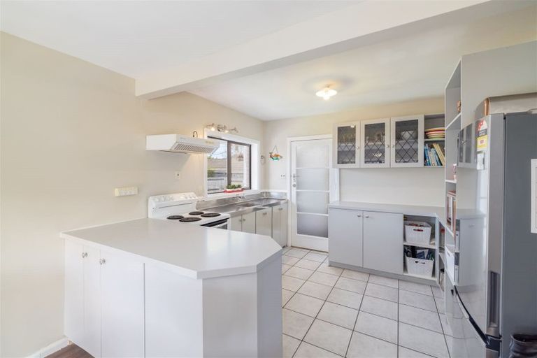 Photo of property in 28 Hudson Street, Bryndwr, Christchurch, 8053