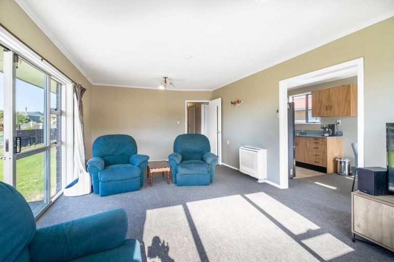 Photo of property in 54 Paisley Street, Kew, Invercargill, 9812
