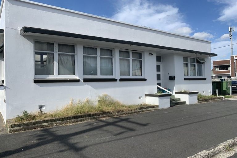 Photo of property in 43 Taupiri Street, Te Kuiti, 3910