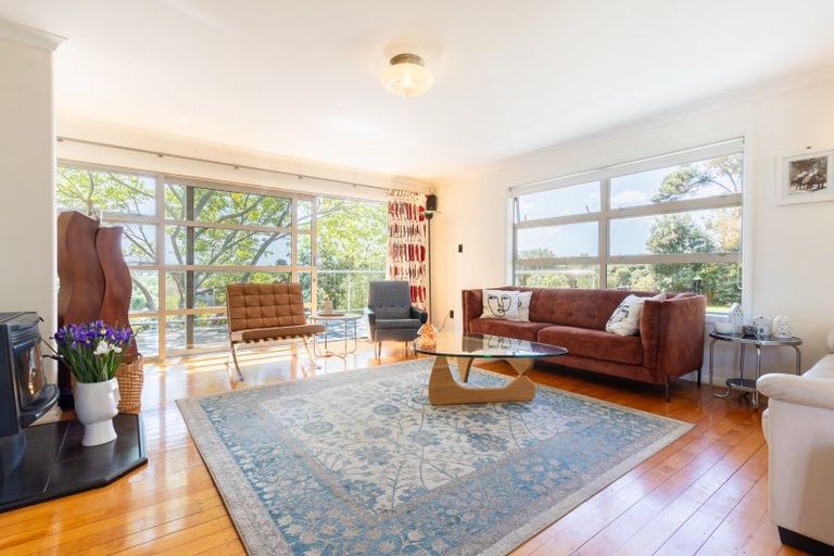 Photo of property in 48 Tiromoana Road, Raumati South, Paraparaumu, 5032