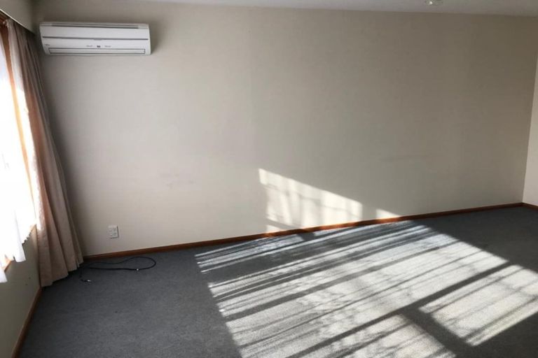 Photo of property in 2/109 Domain Terrace, Spreydon, Christchurch, 8024