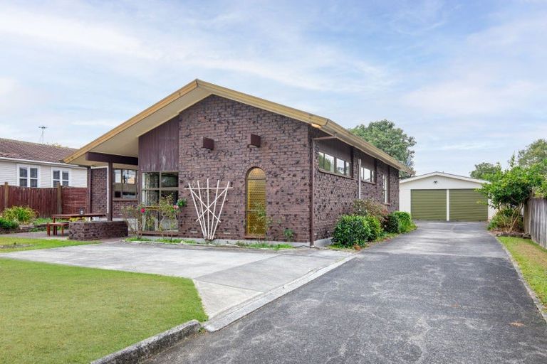 Photo of property in 98 Studholme Street, Morrinsville, 3300