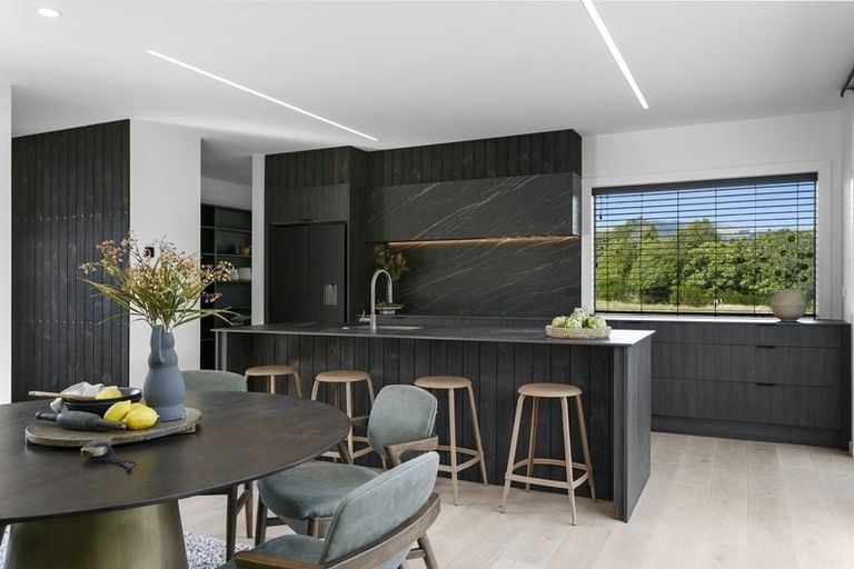 Photo of property in 14 Ridgeway Terrace, Taradale, Napier, 4112