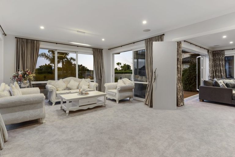 Photo of property in 13 Milano Boulevard, Karaka, Papakura, 2113