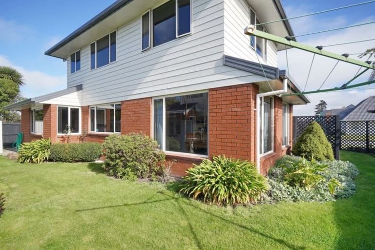 Photo of property in 8 Evenwood Place, Waimairi Beach, Christchurch, 8083