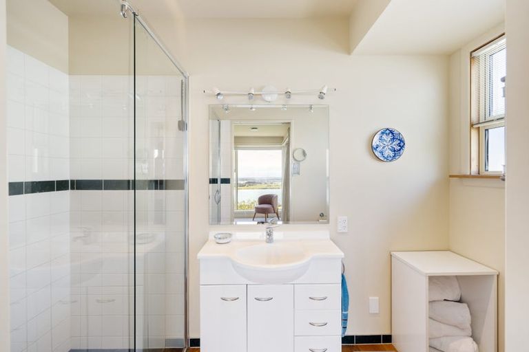 Photo of property in 11 Michael Avenue, Mount Pleasant, Christchurch, 8081