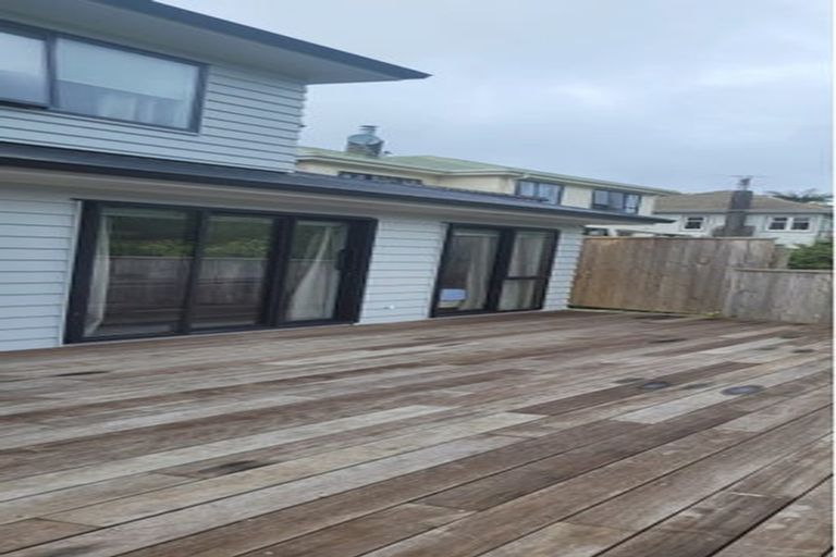 Photo of property in 1a Te Reinga View, Tawa, Wellington, 5028