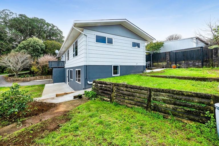 Photo of property in 11 Roto Street, Westown, New Plymouth, 4310