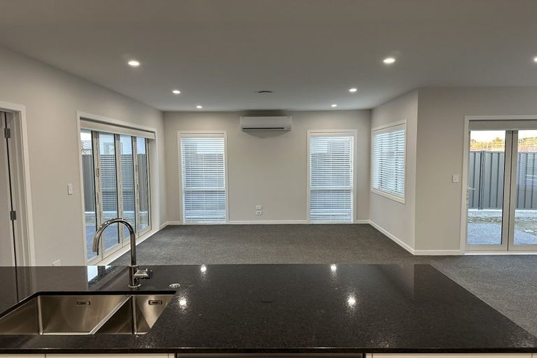 Photo of property in 15 George Yee Place, Taradale, Napier, 4112