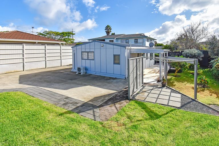 Photo of property in 45a Barnhill Crescent, Pahurehure, Papakura, 2113