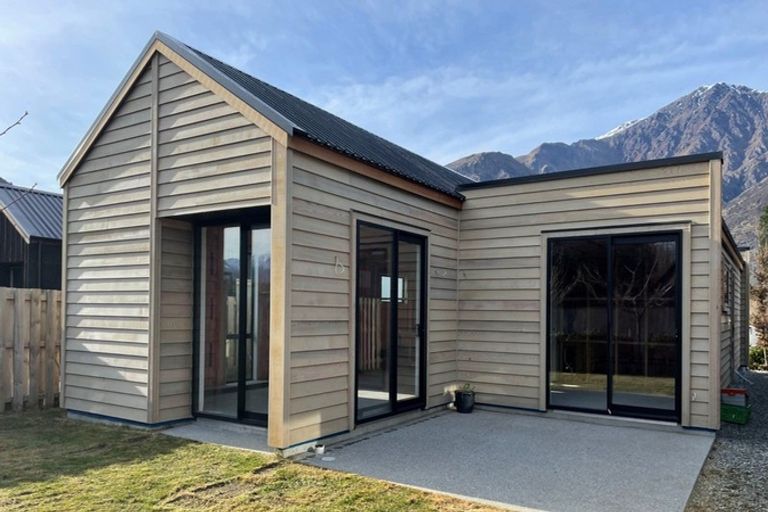 Photo of property in 25 Dewar Street, Lake Hayes, Queenstown, 9304