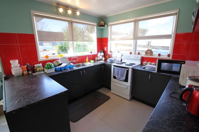 Photo of property in 80 Buckland Road, Mangere East, Auckland, 2024