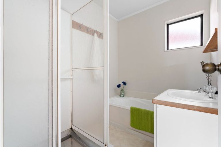 Photo of property in 3/388a West Coast Road, Glen Eden, Auckland, 0602