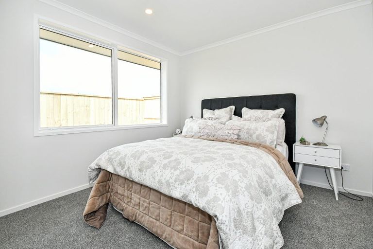 Photo of property in 10 Uatoto Road, Clarks Beach, 2122