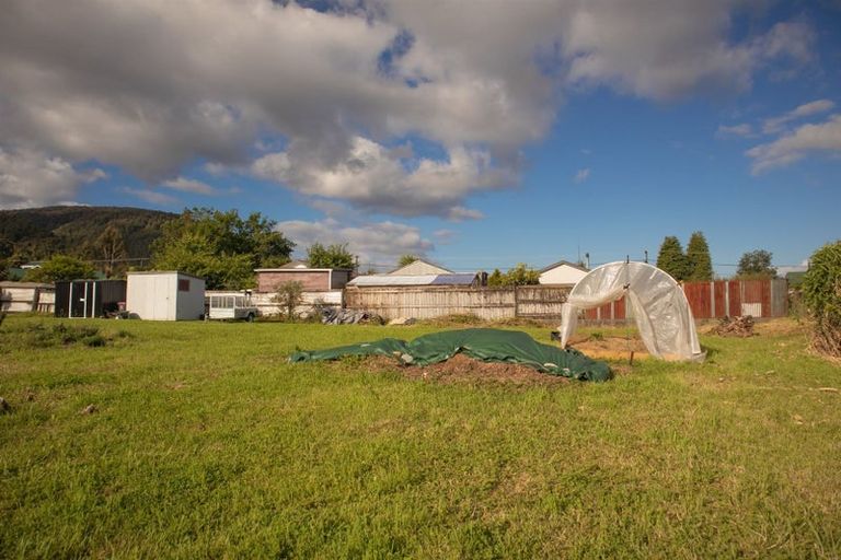 Photo of property in 8 Edwyn Street, Blackball, 7804