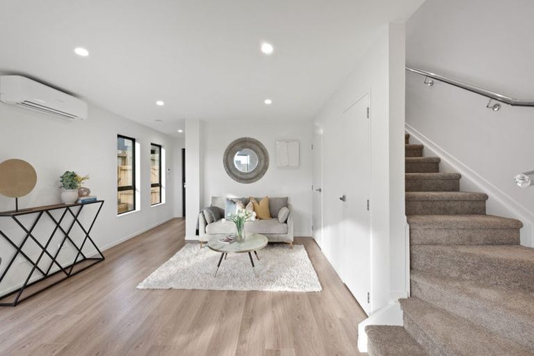 Photo of property in 315d Bucklands Beach Road, Bucklands Beach, Auckland, 2012