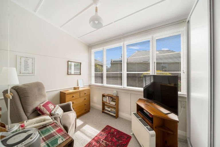 Photo of property in 60 Victoria Road, Saint Kilda, Dunedin, 9012
