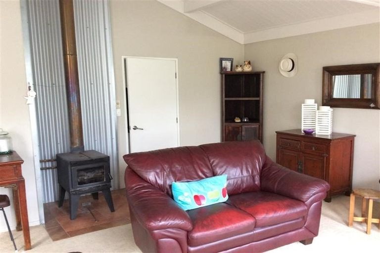 Photo of property in 116 Stone Street, Wanaka, 9305