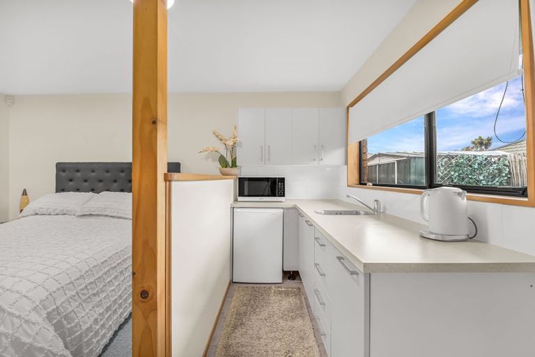 Photo of property in 6 Enverton Drive, Rangiora, 7400