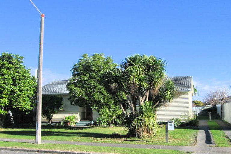 Photo of property in 15 Scully Crescent, Onekawa, Napier, 4110