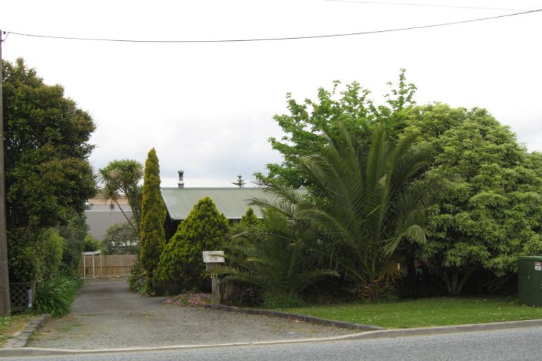 Photo of property in 14 Waimauku Station Road, Waimauku, 0812