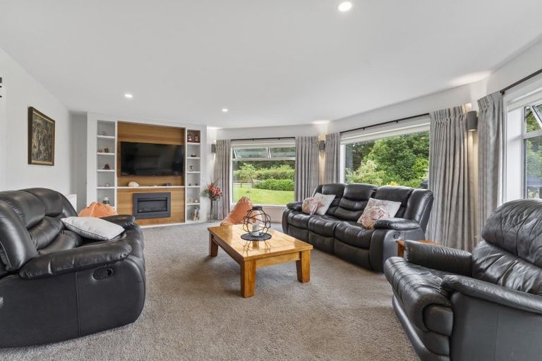 Photo of property in 140 School Road, Te Horo, Otaki, 5582