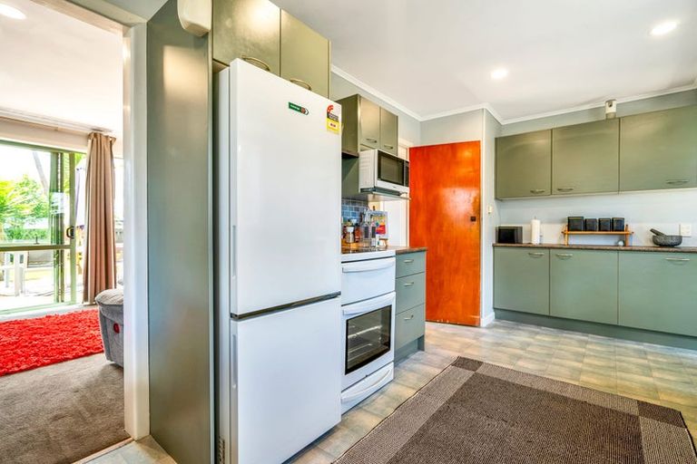 Photo of property in 642 Te Atatu Road, Te Atatu Peninsula, Auckland, 0610