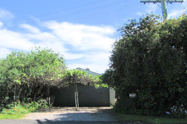 Photo of property in 7 Tolerton Avenue, Elgin, Gisborne, 4010