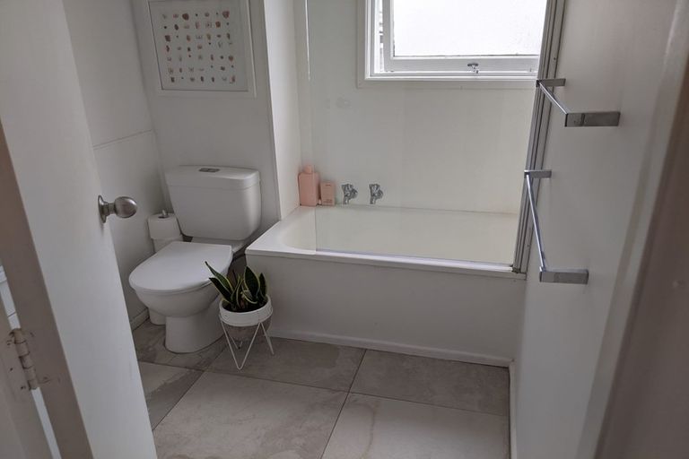 Photo of property in Avon Flats, 1-23/217 The Terrace, Wellington Central, Wellington, 6011