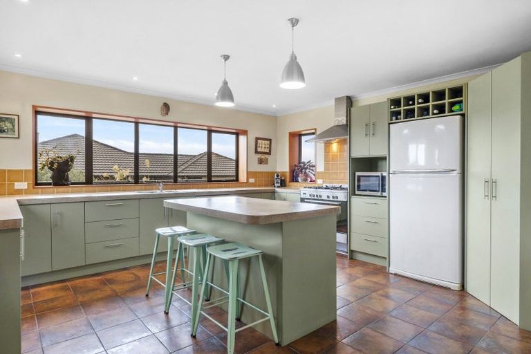 Photo of property in 41 Highgrove, Saint Clair, Dunedin, 9012