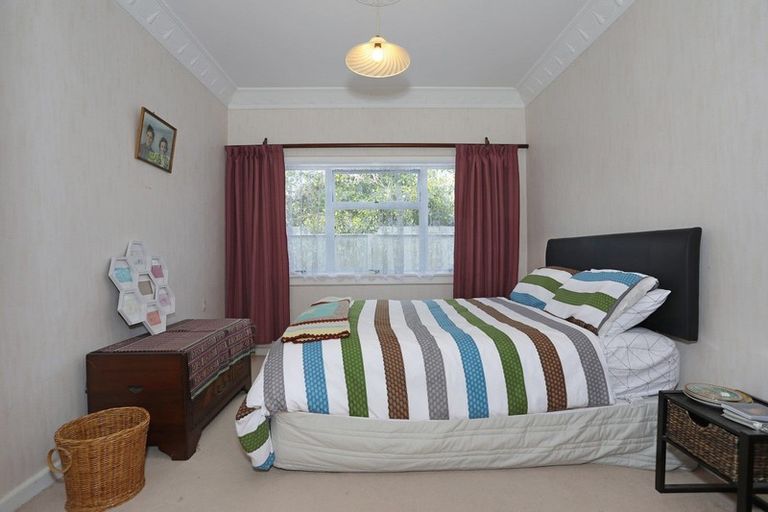 Photo of property in 49 Holland Crescent, Bulls, 4818