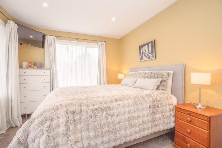 Photo of property in 6 Hilldale Place, Hillsborough, Christchurch, 8022