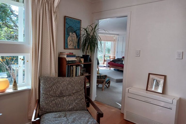 Photo of property in 22 Grass Street, Roseneath, Wellington, 6011