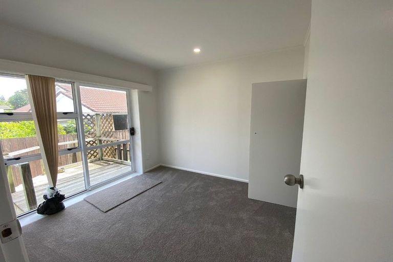 Photo of property in 2/59 Shakespeare Road, Milford, Auckland, 0620