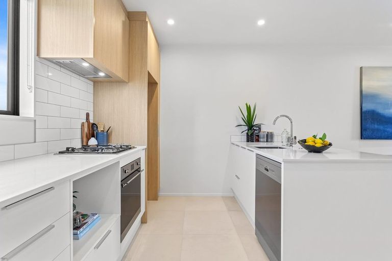 Photo of property in 14 Te Napi Drive, Takanini, 2112