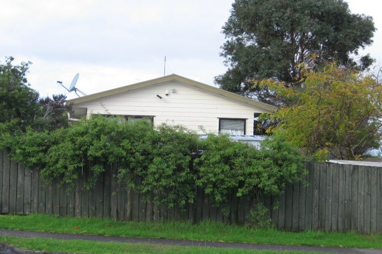 Photo of property in 138 Bradbury Road, Botany Downs, Auckland, 2010