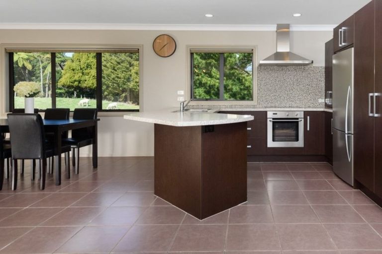 Photo of property in 312 Waitaha Road South, Welcome Bay, Tauranga, 3175