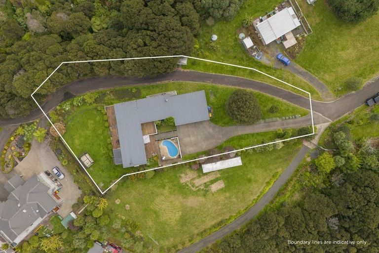 Photo of property in 50 Tarapatiki Drive, Whitianga, 3510