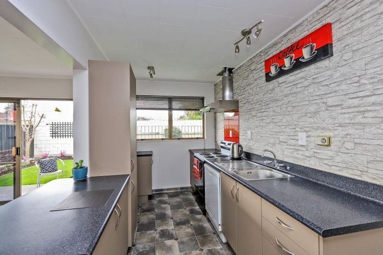 Photo of property in 2/502 French Street, Akina, Hastings, 4122