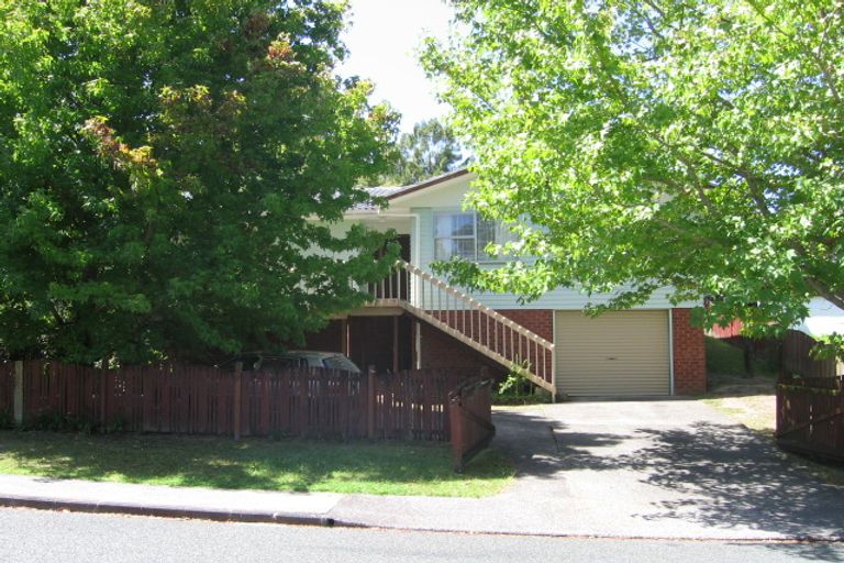 Photo of property in 28 Gladys Avenue, Glenfield, Auckland, 0629