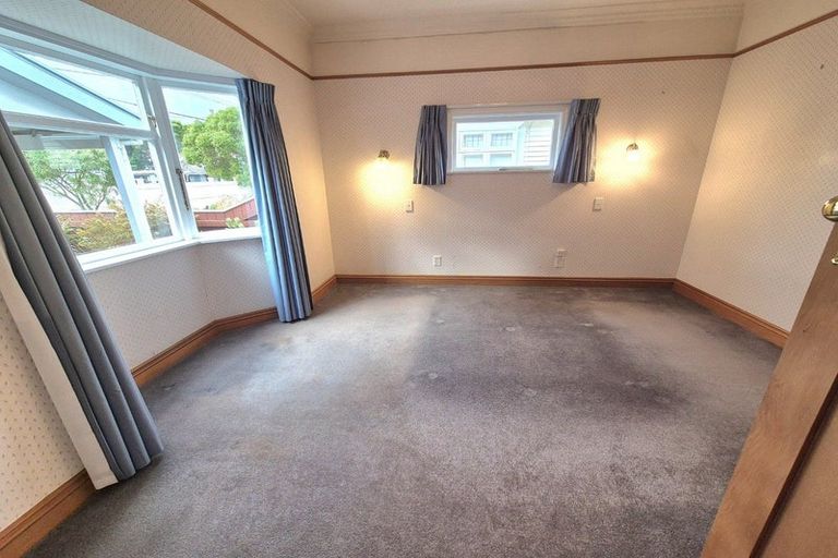 Photo of property in 22 Rossiter Avenue, Waterloo, Lower Hutt, 5011