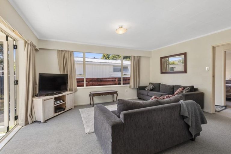 Photo of property in 38b Blue Mountains Road, Silverstream, Upper Hutt, 5019