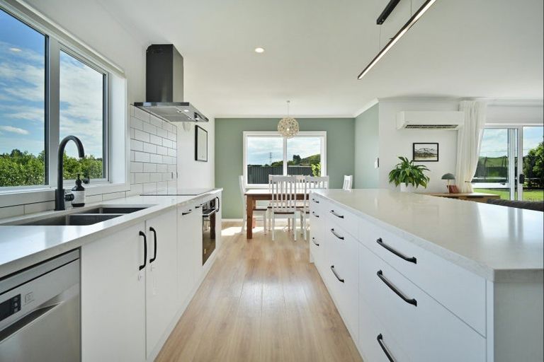 Photo of property in 53 Taihape Road, Omahu, Hastings, 4175