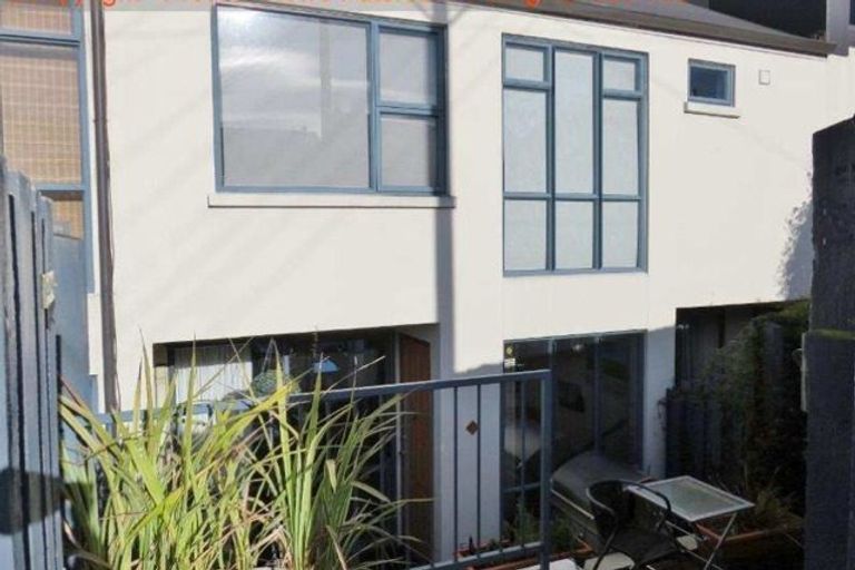 Photo of property in 3/3 Russell Street, Dunedin Central, Dunedin, 9016
