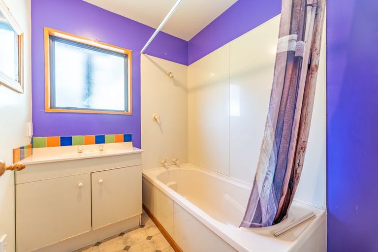 Photo of property in 22 Lynch Road, Levels, Timaru, 7973