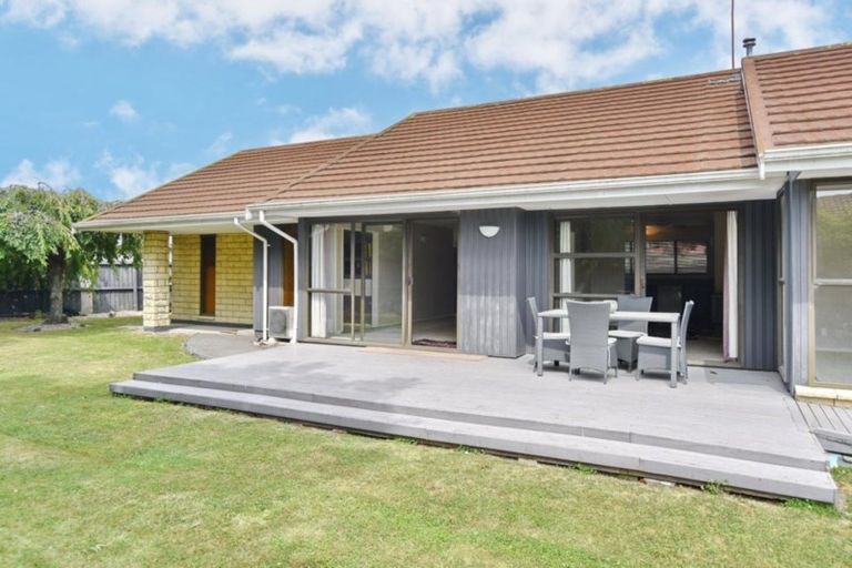 Photo of property in 12 Mayo Place, Belfast, Christchurch, 8051