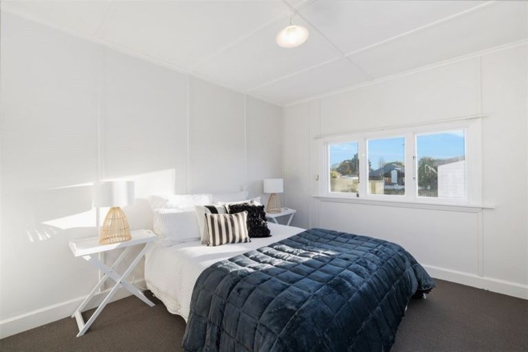 Photo of property in 6 Badger Street, Parklands, Christchurch, 8083